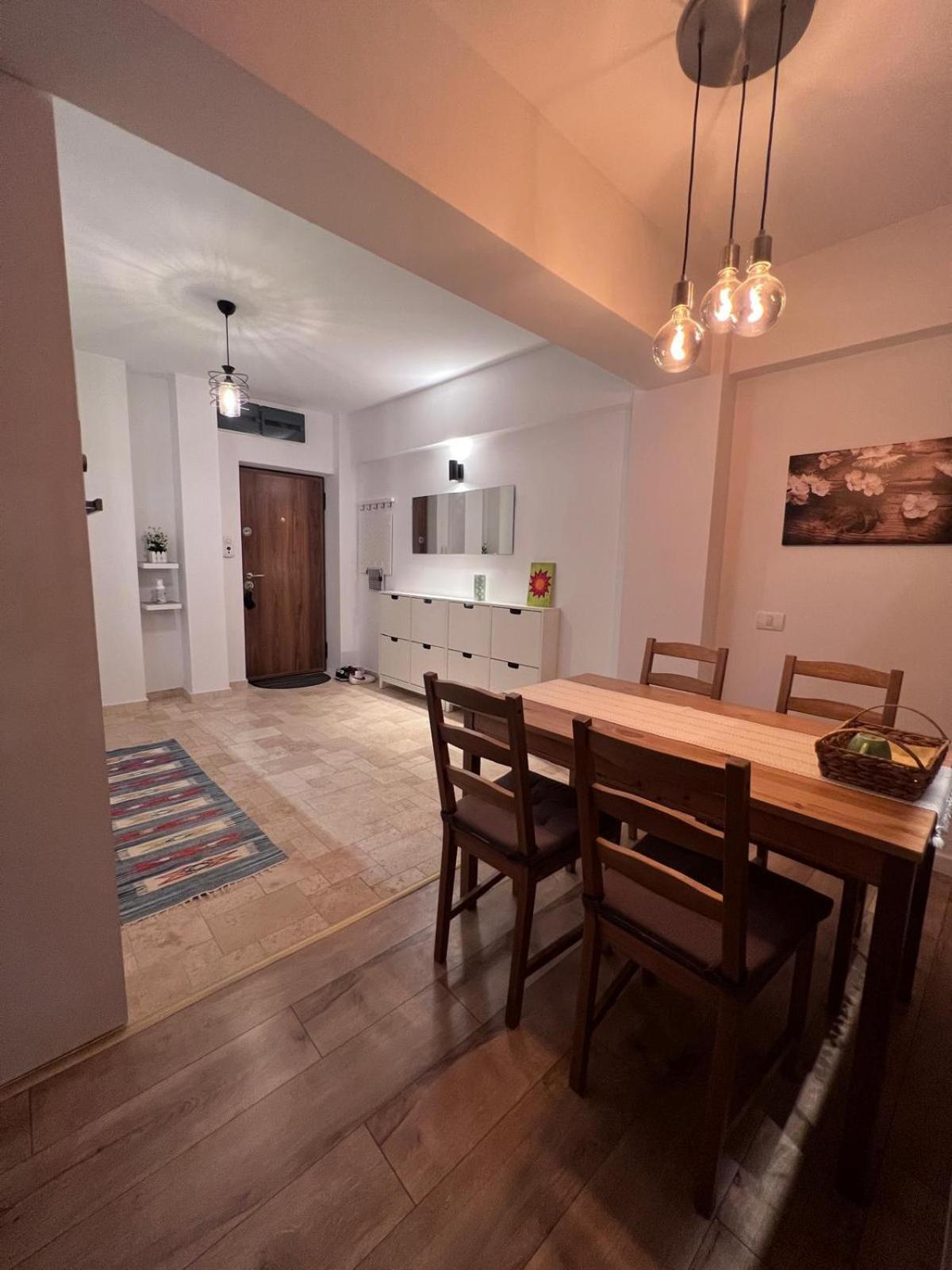 Târgu Jiu Central-Home מראה חיצוני תמונה
