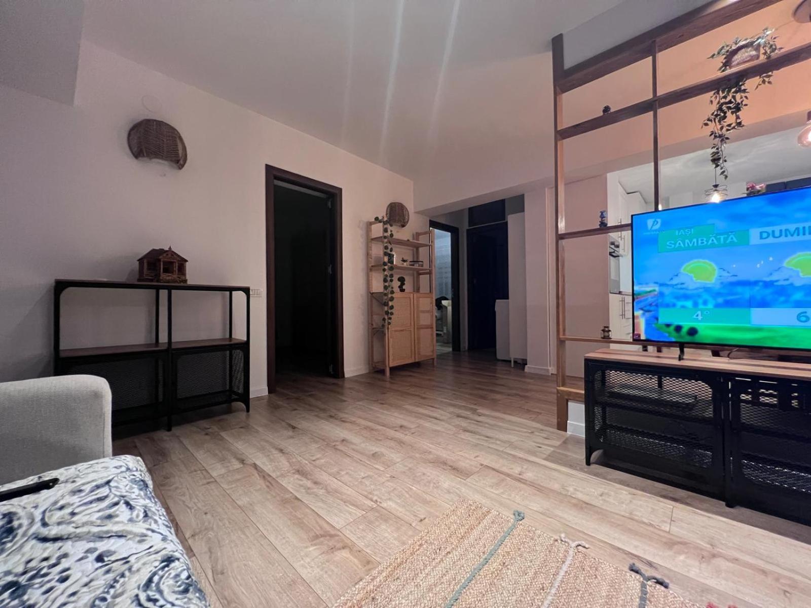 Târgu Jiu Central-Home מראה חיצוני תמונה