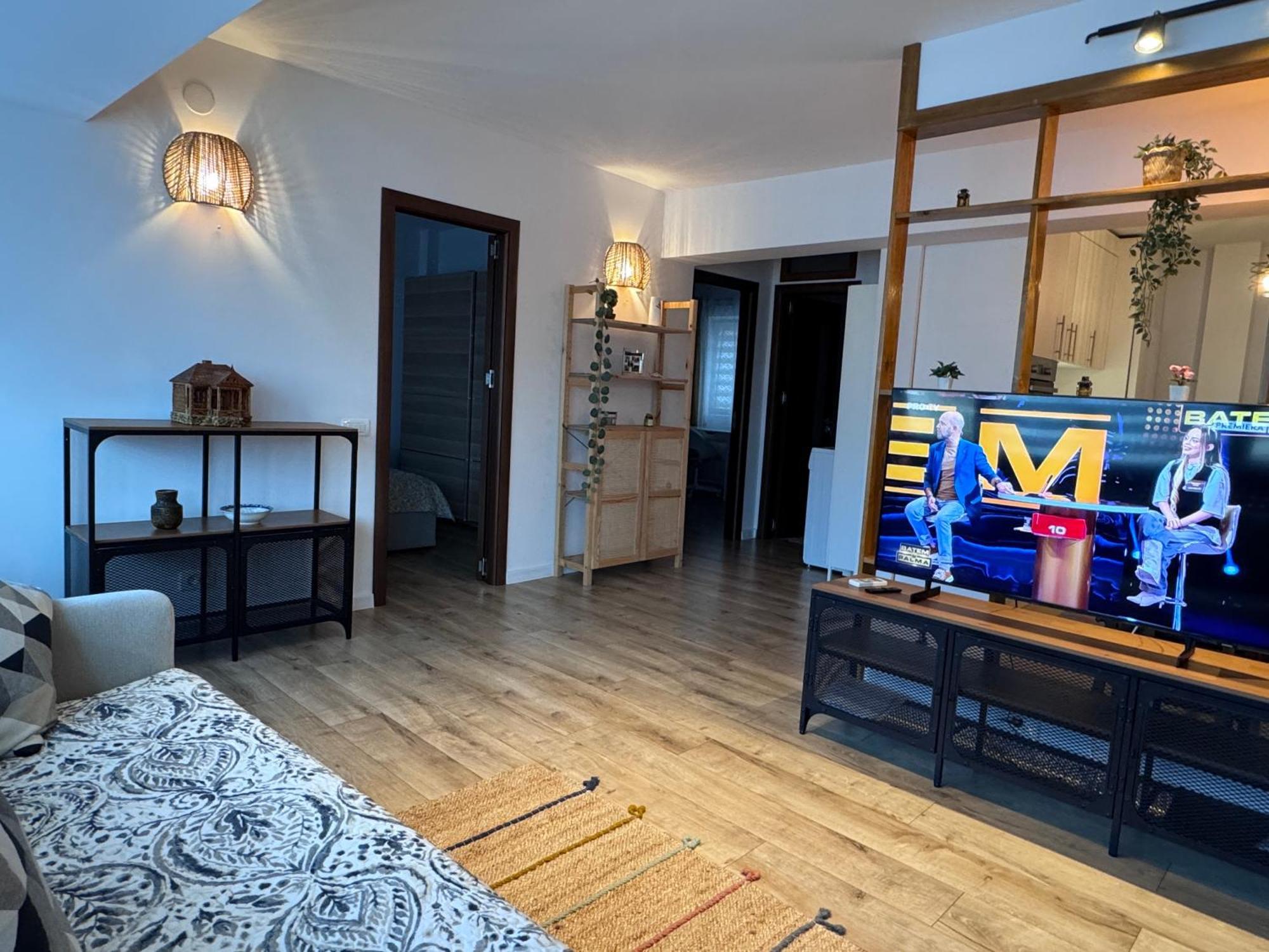 Târgu Jiu Central-Home מראה חיצוני תמונה